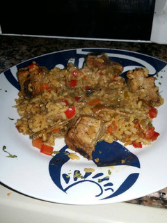 Una foto de Arroz con costillas y ceps