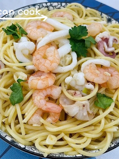 簡易蒜香海鮮意粉 🍝 Easy seafood pasta 的食譜成品照片