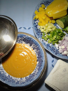 Una foto de Gazpacho de mango