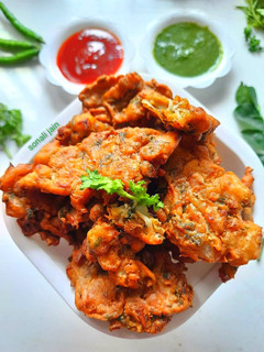गोभी के पकौड़े (gobi ke pakode recipe in Hindi) रेसिपी मुख्य फोटो