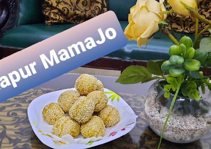 Recipe: Tasty Onde-onde Kacang Hijau dengan budget less than 30 ribu 