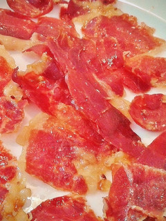 Una foto de Crujiente de jamón ibérico al horno
