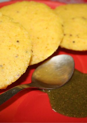 A picture of Dhokla Idli.