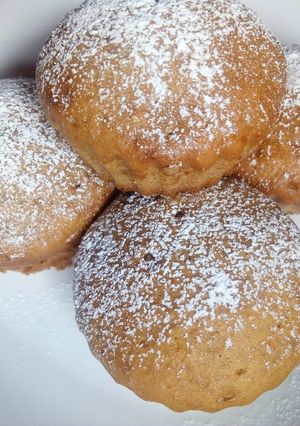 A picture of Ginger flavored Moist date cupcakes.
