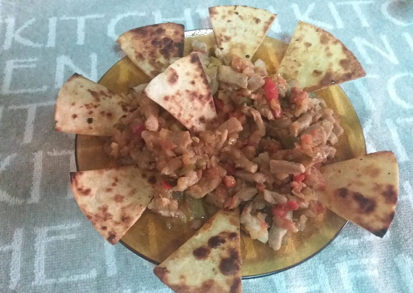 Plato mexicano con crujiente a mi manera