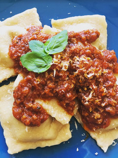 Una foto de Los raviolis boloñesa más ricos del mundo!🍝😍