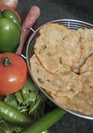 वेज राईस पूरी (veg rice poori recipe in Hindi) रेसिपी मुख्य फोटो