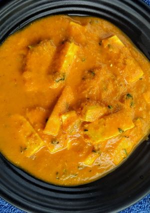 A picture of Paneer jalfrezi.