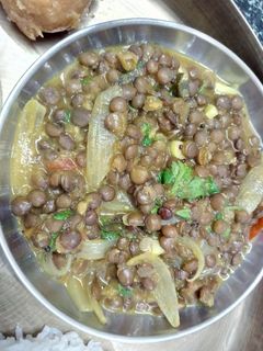 साबुत मसूर दाल की सब्जी (Sabut Masoor dal ki sabji recipe in Hindi) रेसिपी मुख्य फोटो