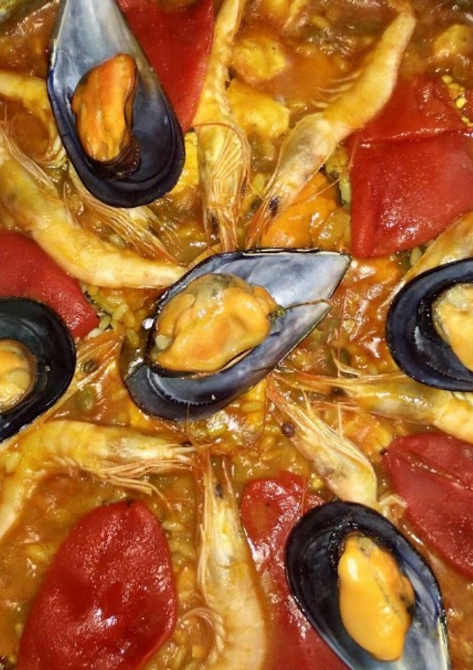 Una foto de Paella Mixta