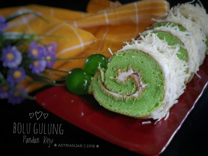 Bagaimana Membuat Bolu Gulung Pandan Keju Anti Gagal
