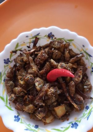 মাছের মুড়োর আনন্দধ্বনি(macher muror anondodhwani recipe in Bengali) রেসিপির প্রধান ছবি