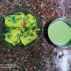 A picture of Khandvi.