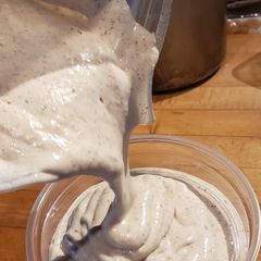 A picture of Lemon sumac vinaigrette.