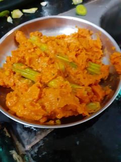 સરગવા નું શાક (Saragva Shak Recipe In Gujarati) રેસીપી મુખ્ય ફોટો