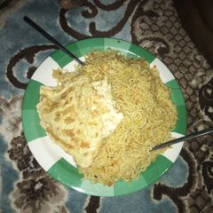 A picture of Fried indomie.