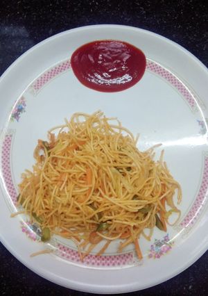 A picture of Sooji noodles healthy version.
