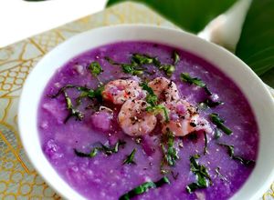 Hình của món Canh khoai tím nấu tôm.