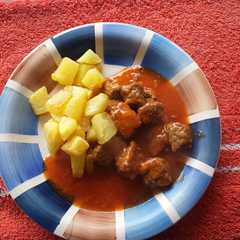 Una foto de Carne guisada con tomate