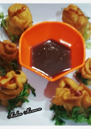 A picture of Chicken pizza flowers.