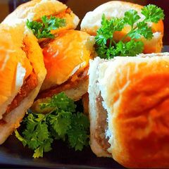 A picture of Mike's Own-White Castle Cheese Sliders®.