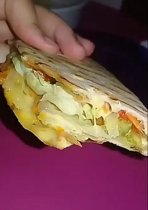 Una foto de Quesadillas de verdura♡