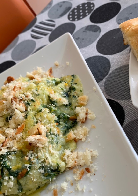 Una foto de Pastel de bacalo, patata y espinacas🥬🥔🥬