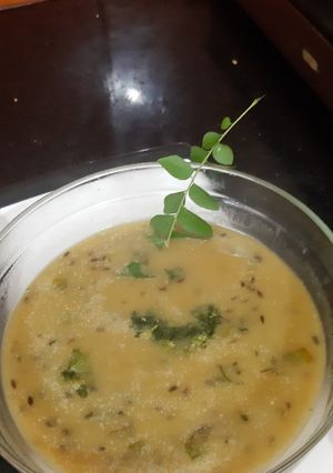 आमचुर कढी रेसिपी चे मुख्य फोटो 