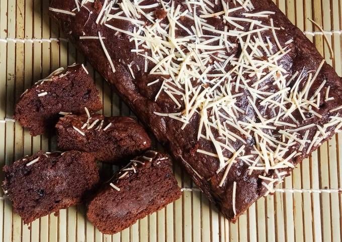 Resep Brownies instant pasta kacang merah Anti Gagal