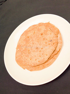 A picture of Wheat flour chapati.