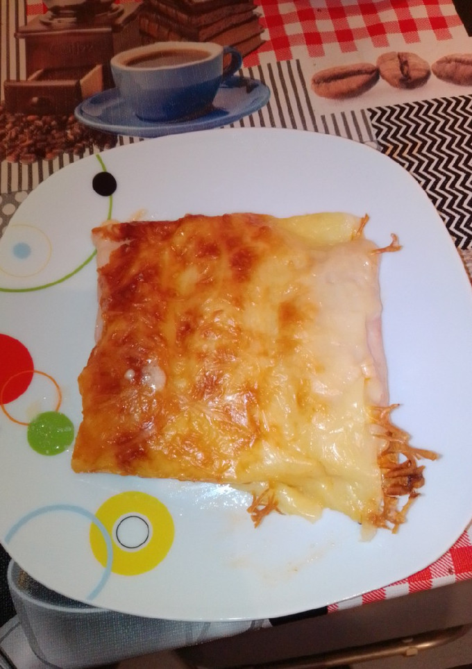 Una foto de Falso canelón relleno de ventresca y manzana
