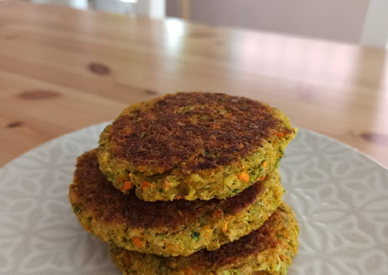 Hamburguesas de brócoli y zanahorias