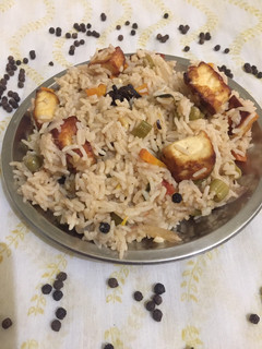 பன்னீர் புலாவ்🥄🥄 செய்முறை முக்கிய புகைப்படம்