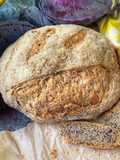 Pane di farro al cavolo viola