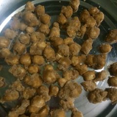 Gur wale chane A picture of Gur wale chane.