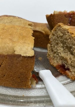 Una foto de Torta húmeda de dulce membrillo
