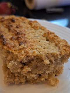 Una foto de Budín de banana, avena y harina de almendras