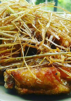 Hình của món Cánh gà rang muối.