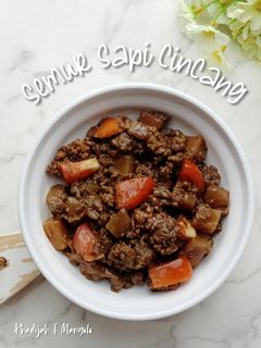 Foto resep Semur Daging Sapi Cincang Kentang ala Tin Tin Rainer