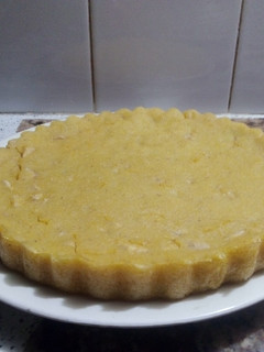Una foto de Tarta de Polenta y Manzana🍎🥧