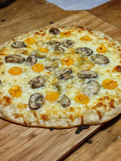 A picture of White Pizza Sauce.