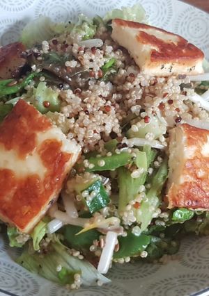 Une photo de Salade d'été au sésame