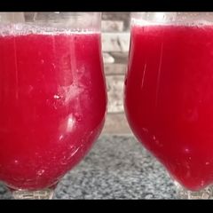 Pomegranate juice A picture of Pomegranate juice.