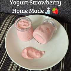 Yogurt Stroberi 🍶🍓(Pakai Yogurt Maker)-レシピのメイン写真