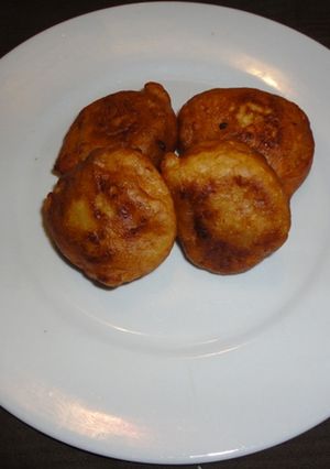 A picture of Banana Fritters.