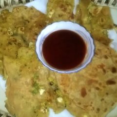 A picture of Egg Stuffed Paratha.