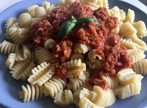 Una foto de Pasta a la boloñesa casera