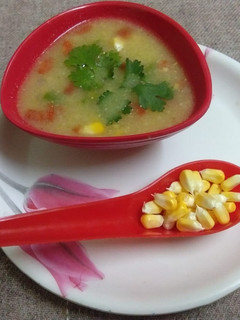 સ્વીટ કોર્નં સુપ (Sweet Corn Soup Recipe In Gujarati) રેસીપી મુખ્ય ફોટો
