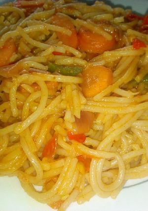 A picture of Fried Spaghetti.