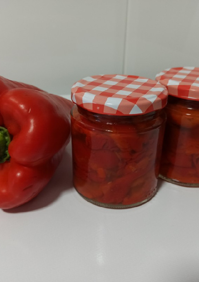 Una foto de OLLA GM : Pimientos asados